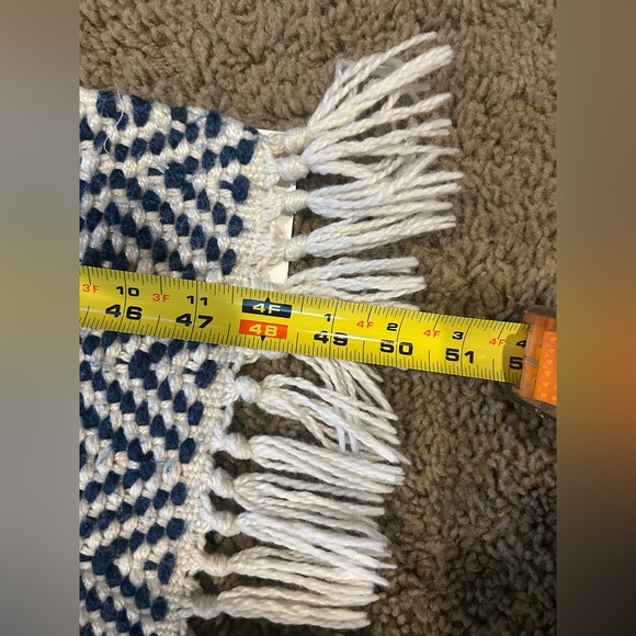 26.5x50in Rug - Picture 3 of 4